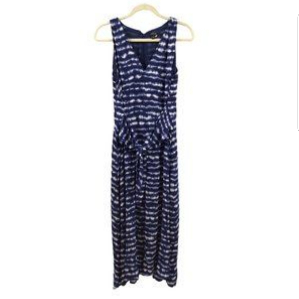 ANN TAYLOR Wmn10 Blue Tie Dye Stripe V-Neck Sleeveless Tie Front Maxi Dr…